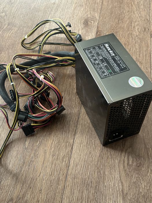 Блок питания Huntkey