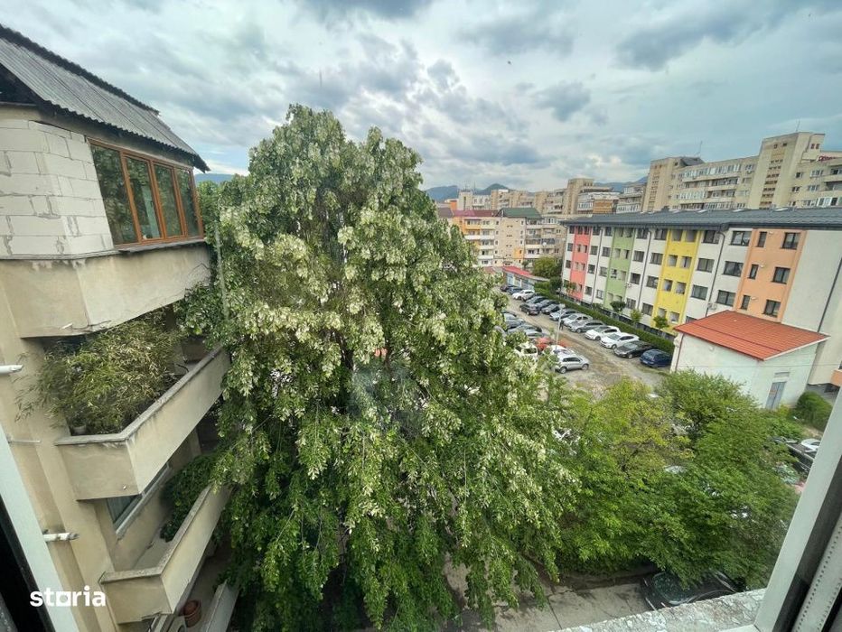 Apartament 4 camere, 90 mp, zona Traian — fotografia 1