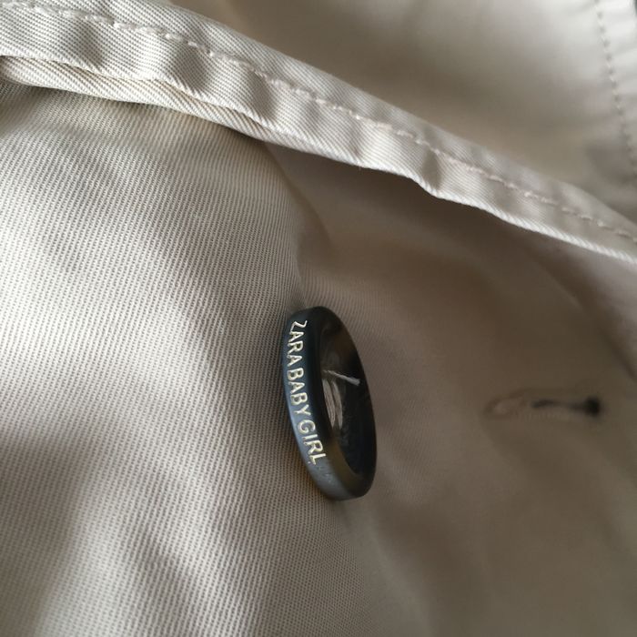 Стильный тренч Zara