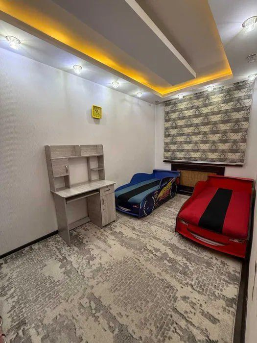 Срочно! Квартира на Осиё (Ц6) 3/1/4 общ пл 74м/77 серия  +Парковка