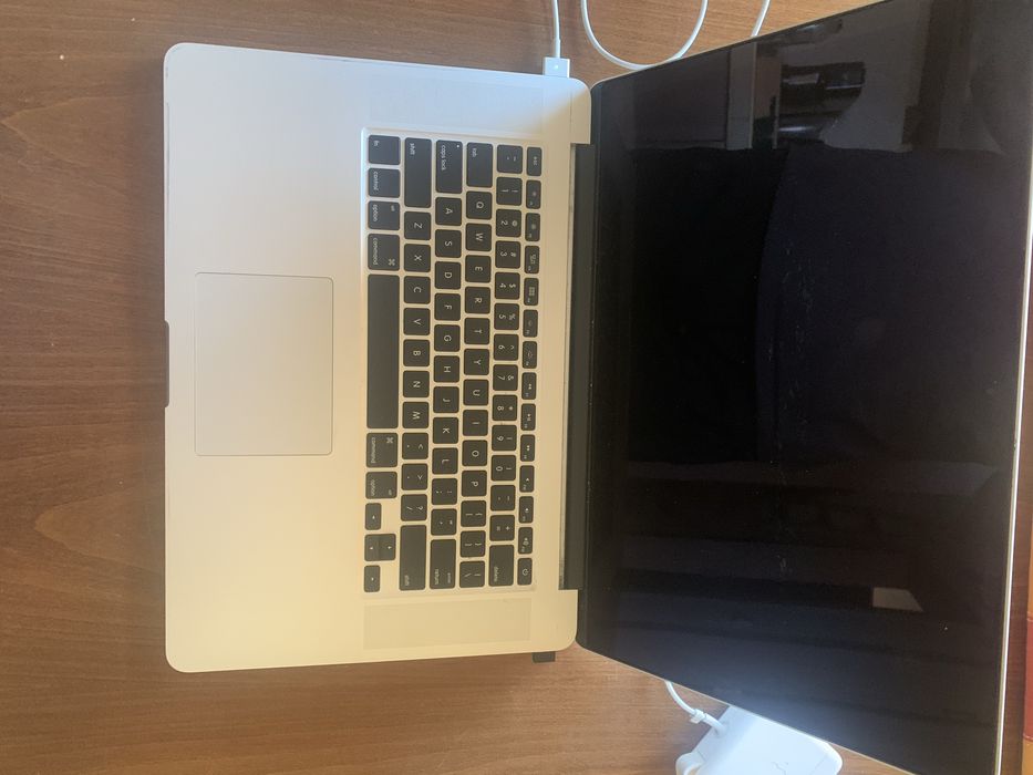 MacBookPro Quad-Core Intel Core i7 15,6
