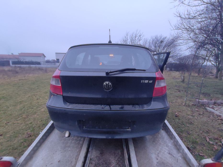 Vând piese BMW seria 1 e87