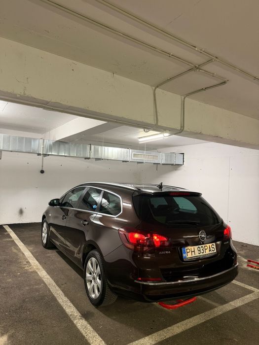 Opel Astra 2015 J Sports Tourer 1.6 diesel 136cp