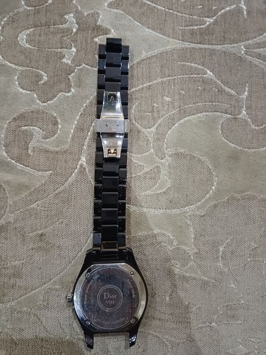 Продам наручные часть "диор"