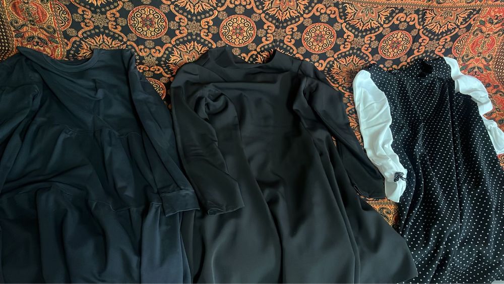 Продаю платья, одевала только раз, качественное