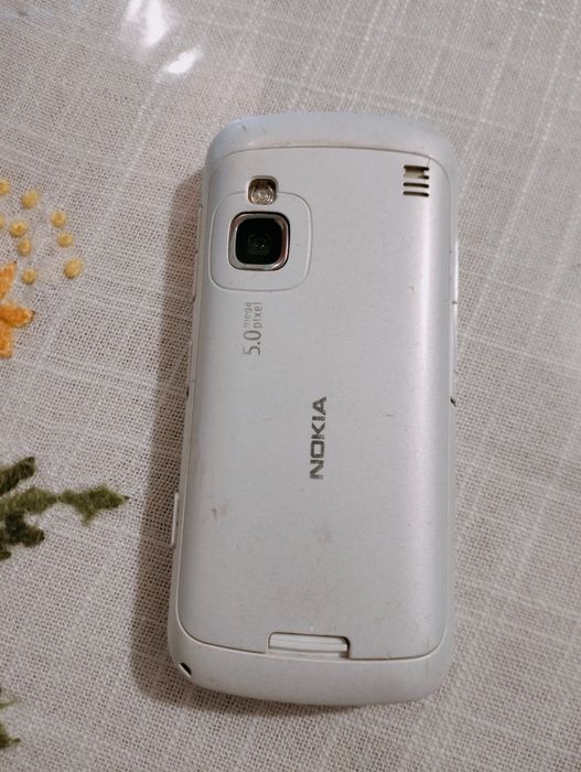 Nokia c6-00, телефон, кнопочный, ретро