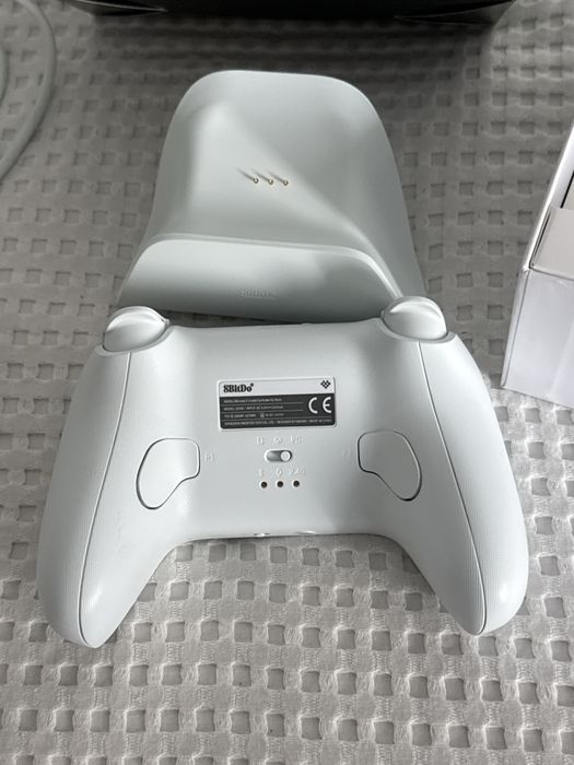 Vand controler origina l 8BitDo