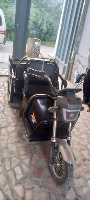 Hamma joyi ishlaydi. Hali yangi turipdi