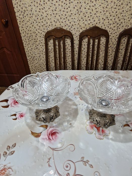 Хрустальная ваза