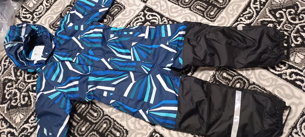 Продаются куртки