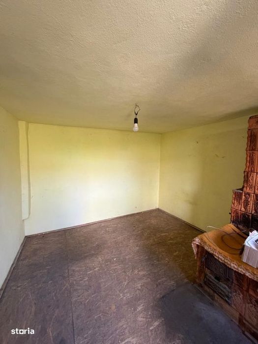 Casa 45 mp, teren 519 mp, deschidere 11,51 ml, zona Bariera Valcii