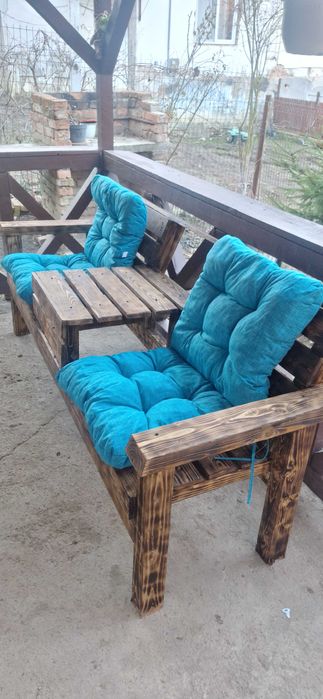 Sezlong dublu cu masuta din lemn