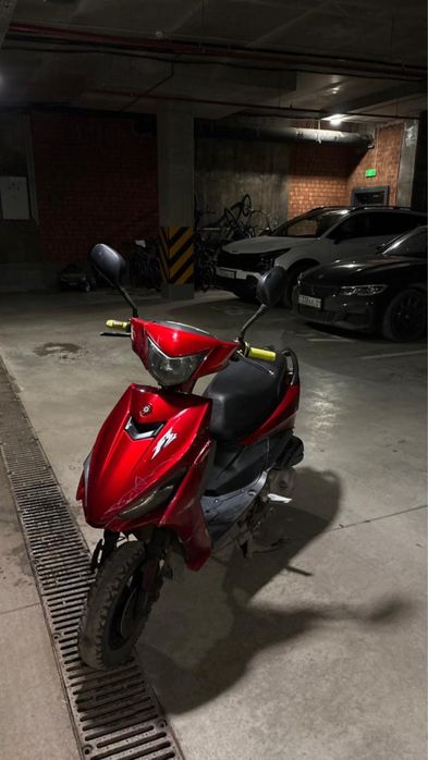 Ангел мопед красный цвет