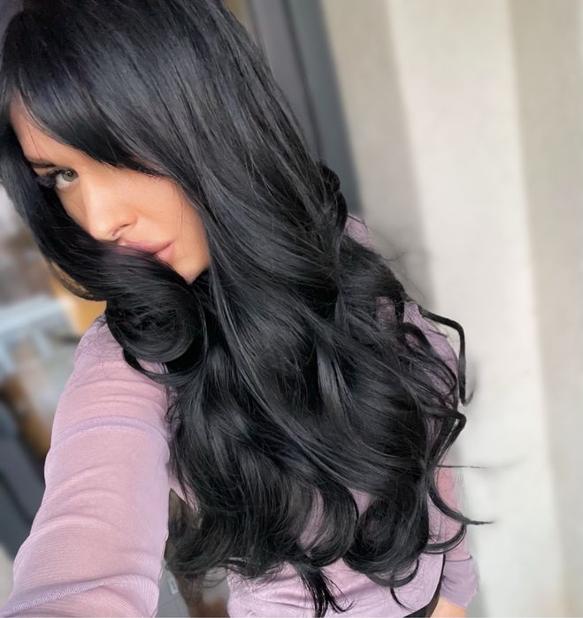 Peruca lunga bruneta ondulata