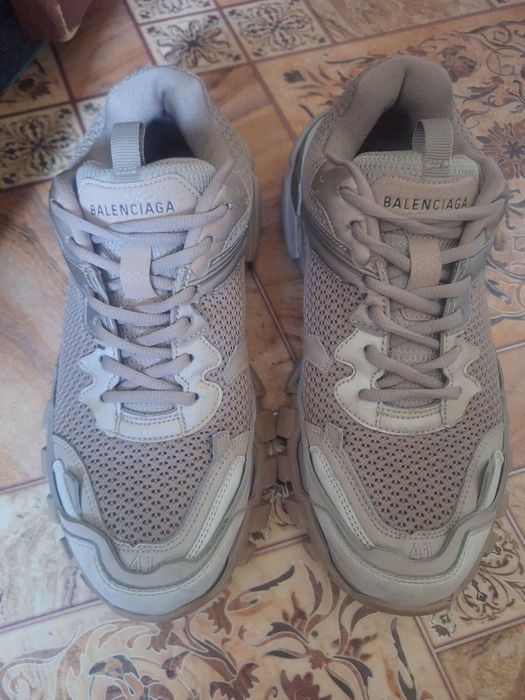 Balenciaga track 3