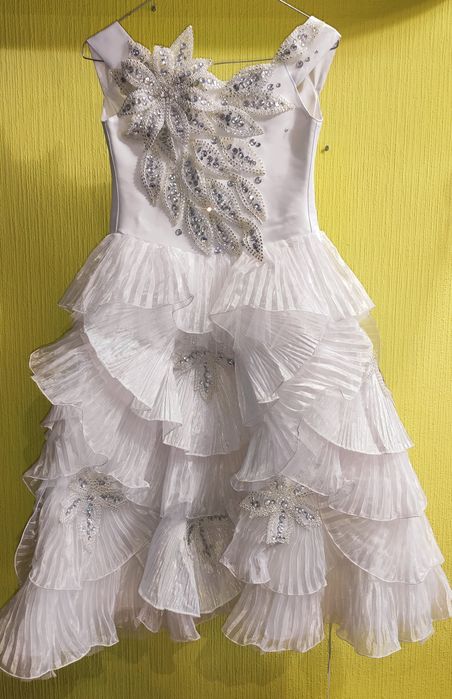 Праздничные платья