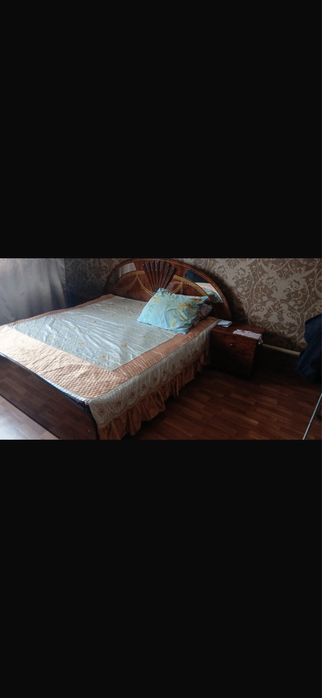 Спальный гарнитур