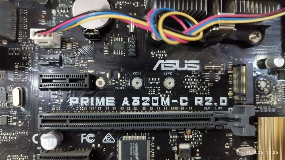 Am4 plata ASUS Prime A320M-C R2.0 4 + Athlon 200GE vega 3 graphics