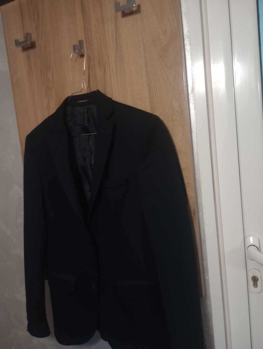 Мъжко тъмносиньо сако