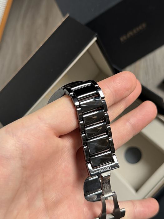 Керамичен часовник Rado True Round Open Heart 40mm