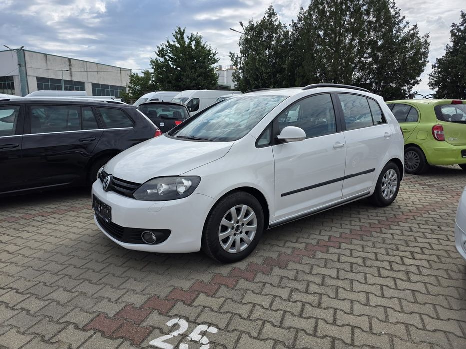 VOLKSWAGEN Golf Plus