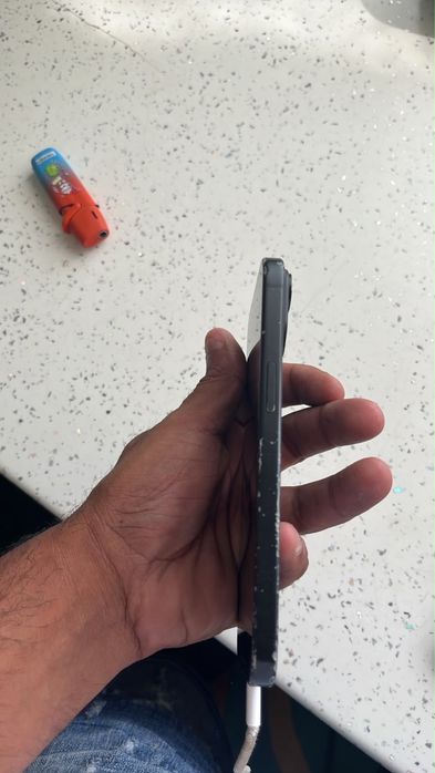 Vand iphon 15 in stare perfecta