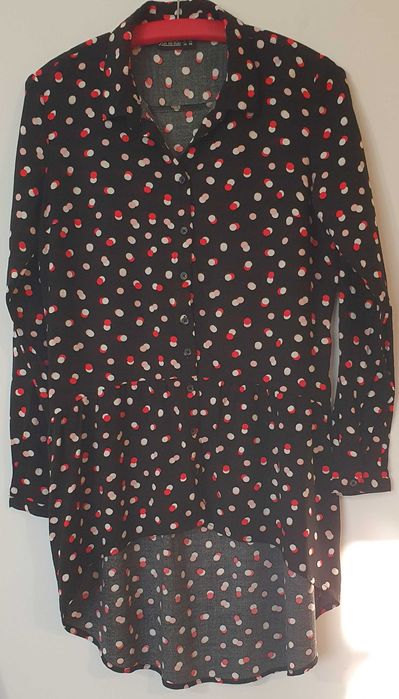 Vând bluză de damă marimea 36.