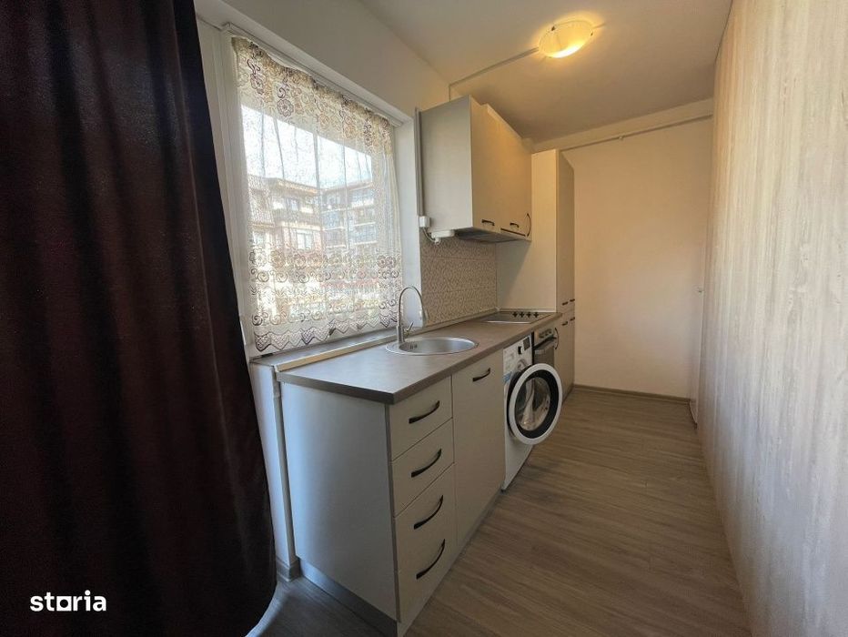 Garsoniera moderna 40 mp, bloc 2020, renovata 2026, PARCARE si Central