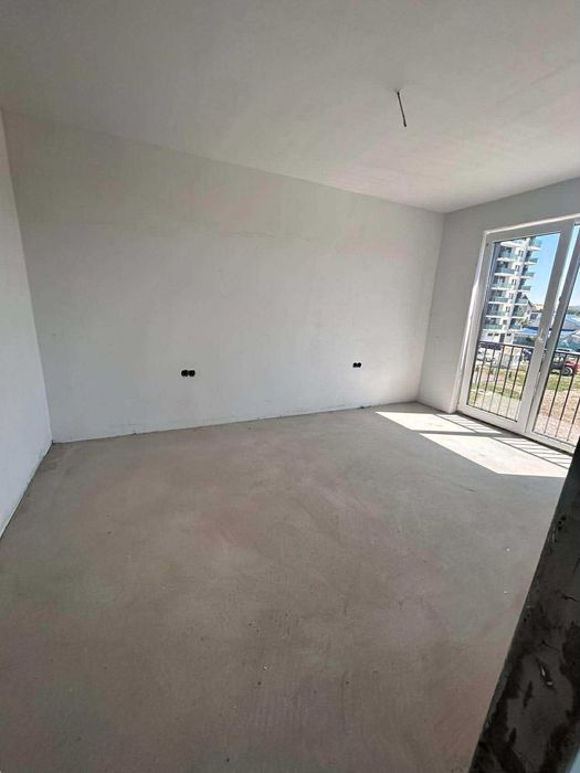 Vând sau schimb apartament nou, situat la etajul 1, Ludus