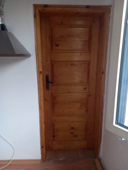 Врати със и  без  каси