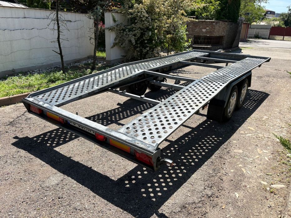 Platformă auto gala