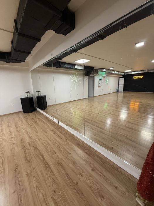 Зала за събития и тренировки