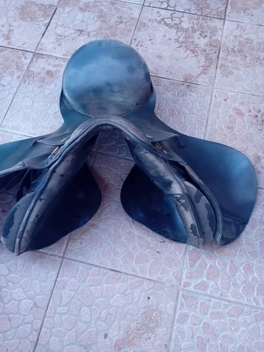 Седло  за  голям  кон      Хамут  за  кон дърво