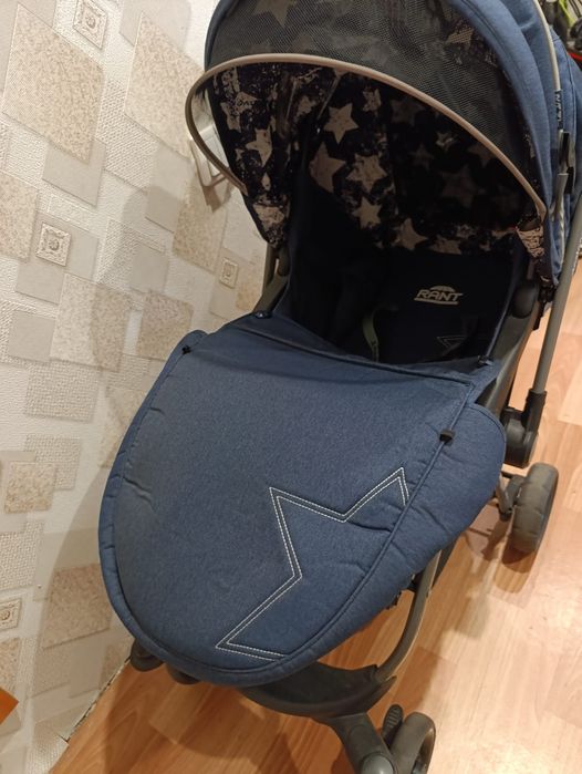 Продам коляску прогулочную