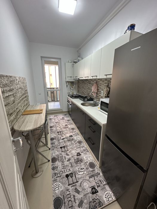 Inchiriez garsoniera (studio)