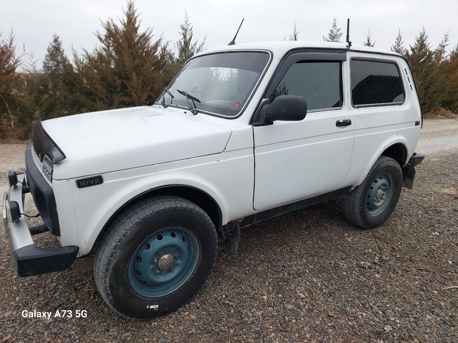 Лада нива 4×4 сотилади