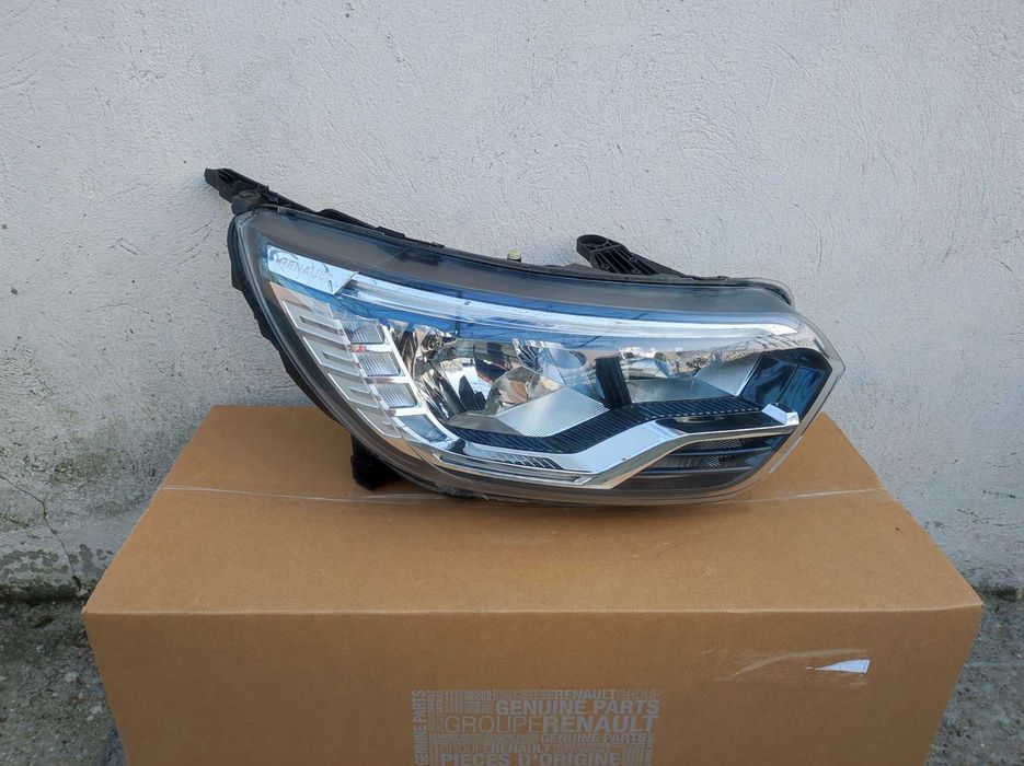 Far stanga dreapta Renault Express