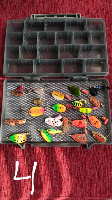 Продавам рибарски принадлежности