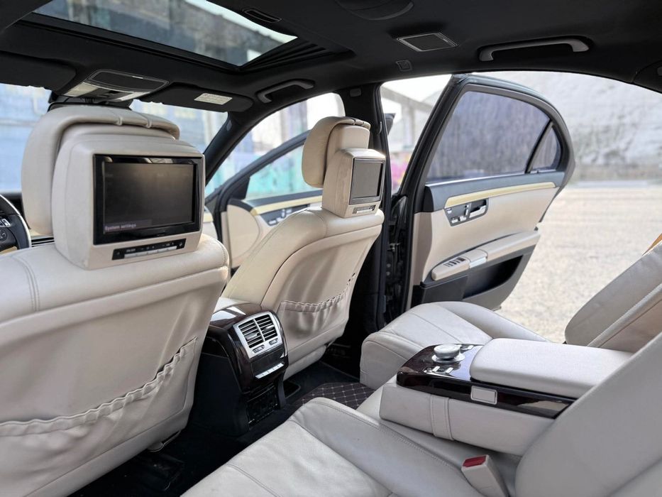 Mercedes Benz S320 2008