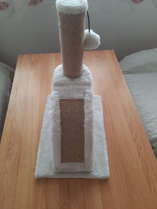 Играчка за котки