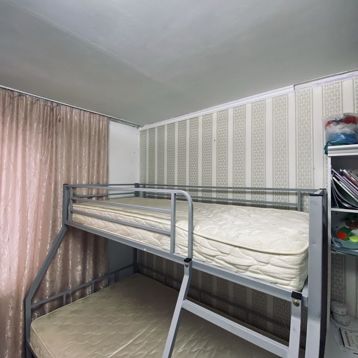 Двухярусный кровать