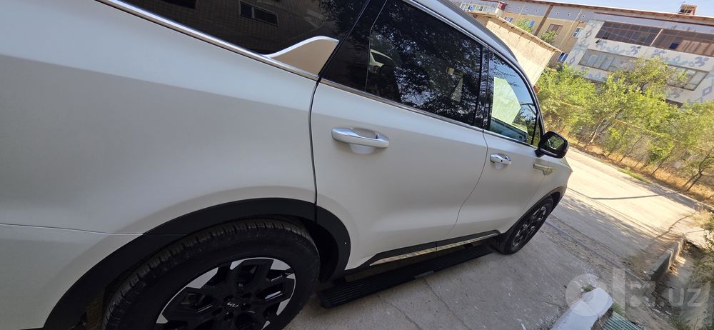 Kia sorento 2024 год покупал