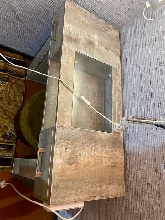 Маникюрный столик