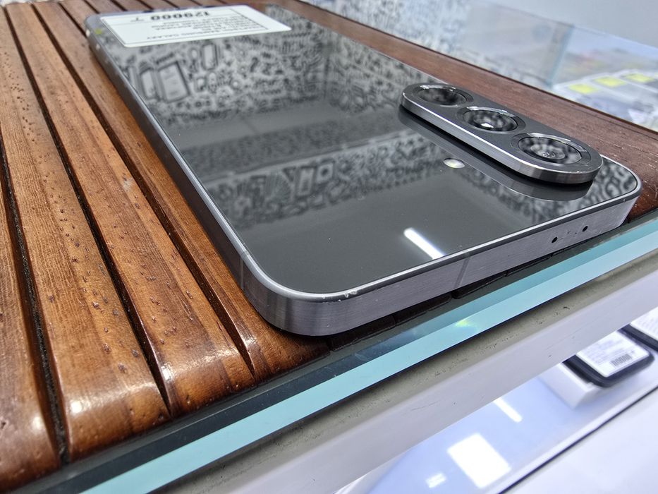 Телефон Samsung A56 128gb рассрочка Реал Магазин