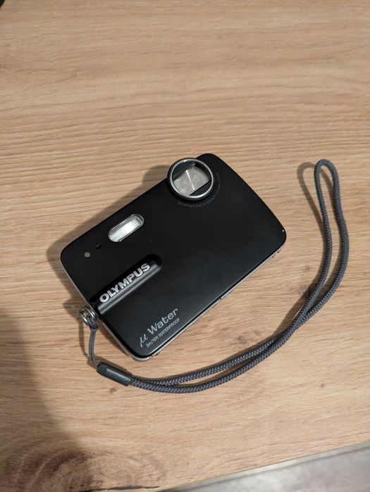 Фотоапарат Olympus mju-550wp - Винтидж Снимки, Пълен Комплект КАТО НОВ