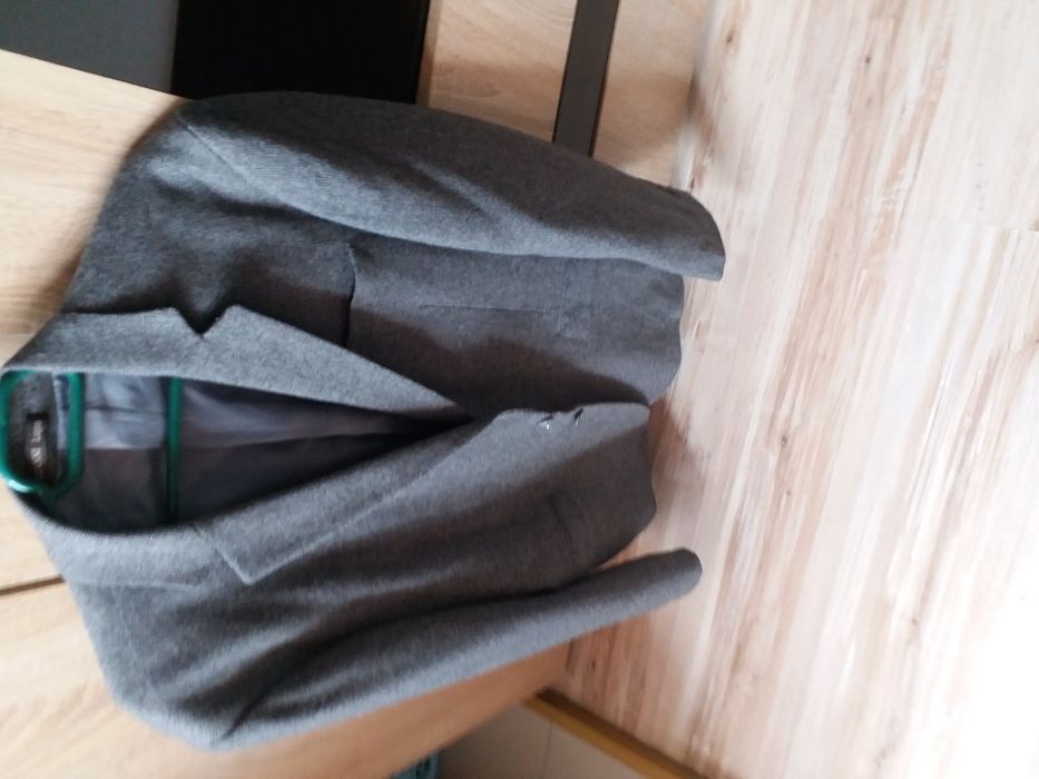 vand/schimb sacou impecabil gen ARMANI