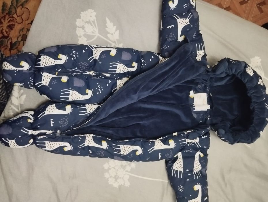 Продается детский комбинезон