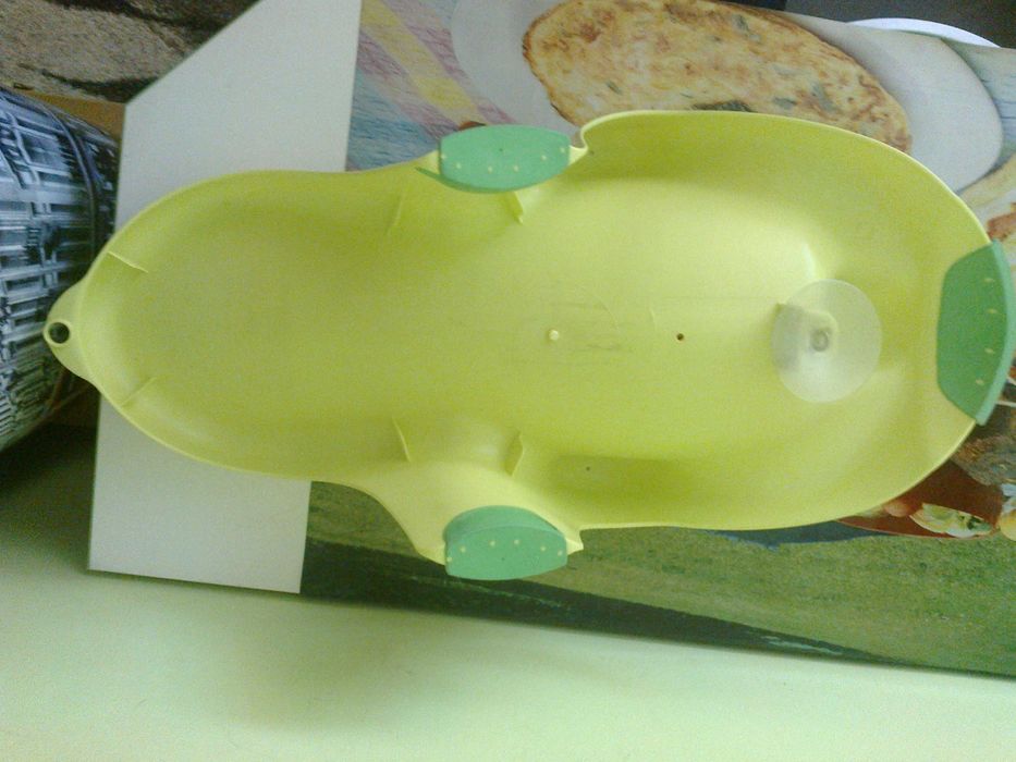 продавам бебешки шезлонг за къпане