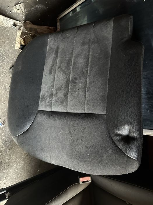 Кожени седалки - Мерцедес МЛ 2009г.