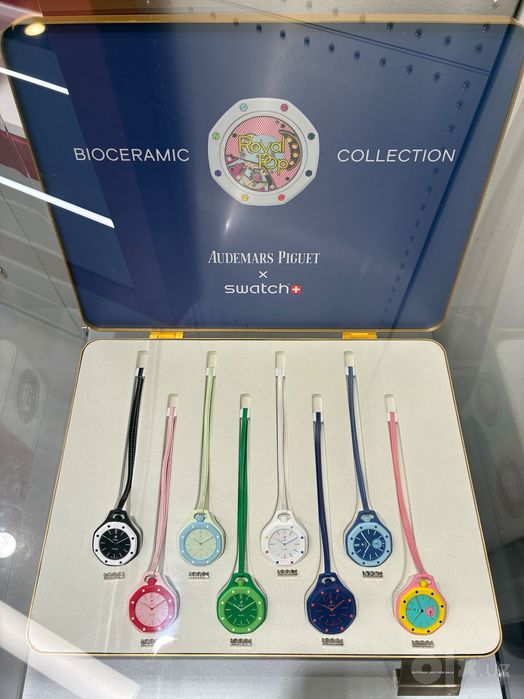 SWATCH AP , Royal Pop original. Цена - ДОГОВОРНАЯ.
